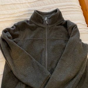 GUC - Columbia youth fleece (14-16).  Dark grey